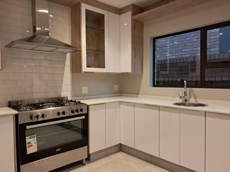 NEW DEVELOPMENT COMING SOON Ultra-Modern Spec Home!! - Photo 5