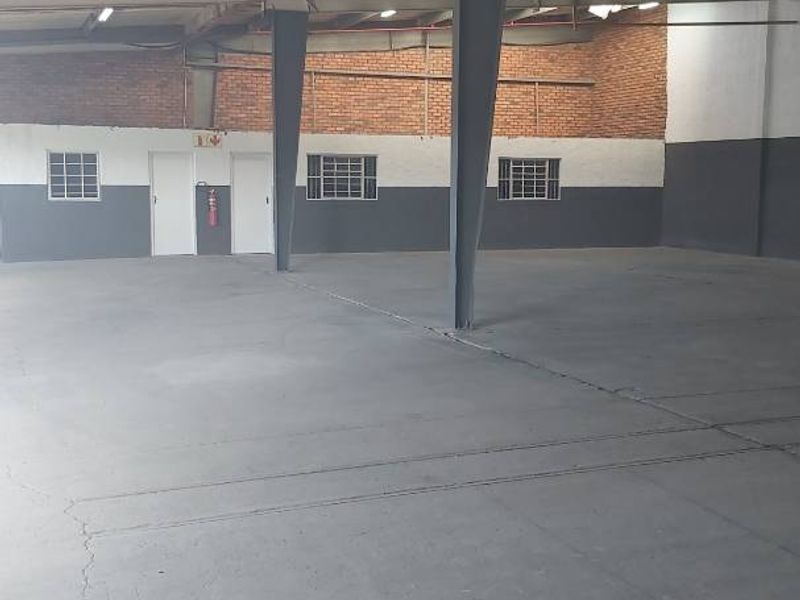 Warehouse/Distribution/manufacturing facility to let in Wilsonia. - Photo 2