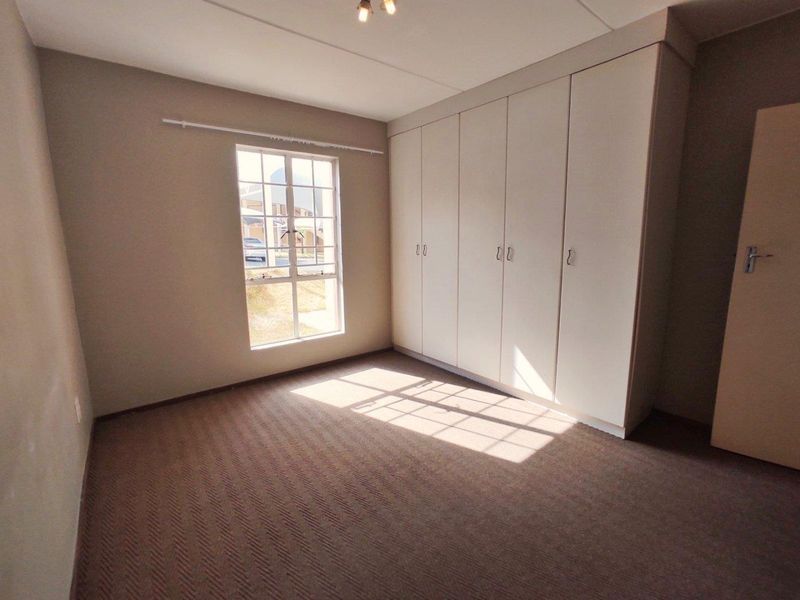 1 Bedroom, Ground Floor Apartment - Photo 10