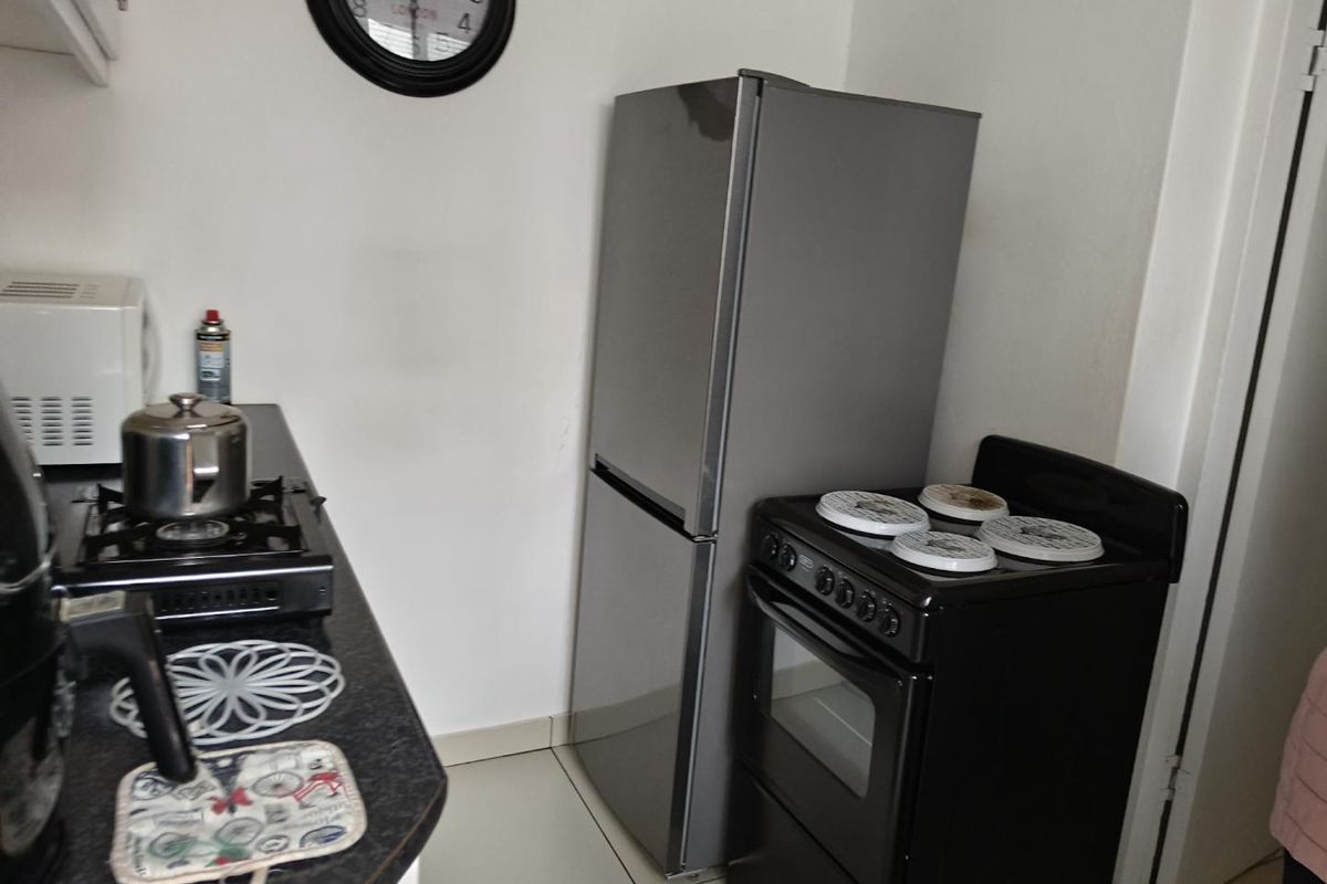 Small and cozy Garden Cottage for Rental - Photo 4