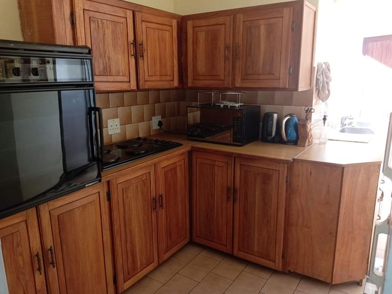 3 Bedroom house in Chantelle - Photo 10