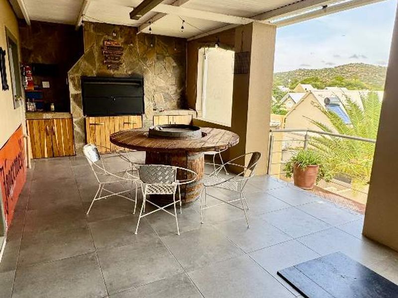 Sole Mandate - Photo 9