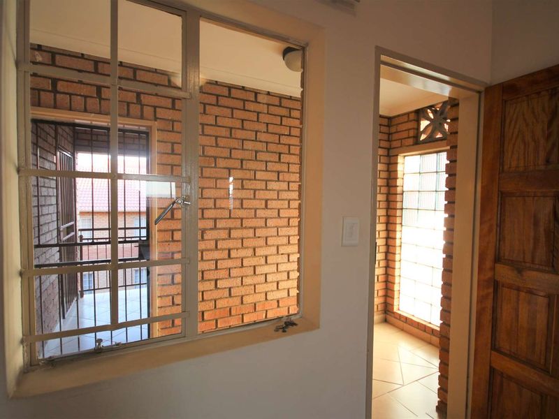 Loadshedding-Free Area! - Photo 5