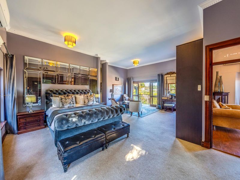 Must-See Family Home with Impressive Views - Photo 3