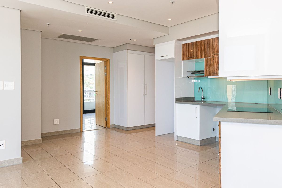 2 BEDROOM/ 2 BATHROOM APARTMENT TO RENT - Photo 3