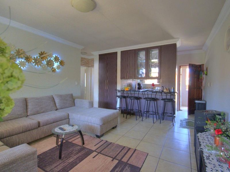 Immaculate Living! - Photo 3