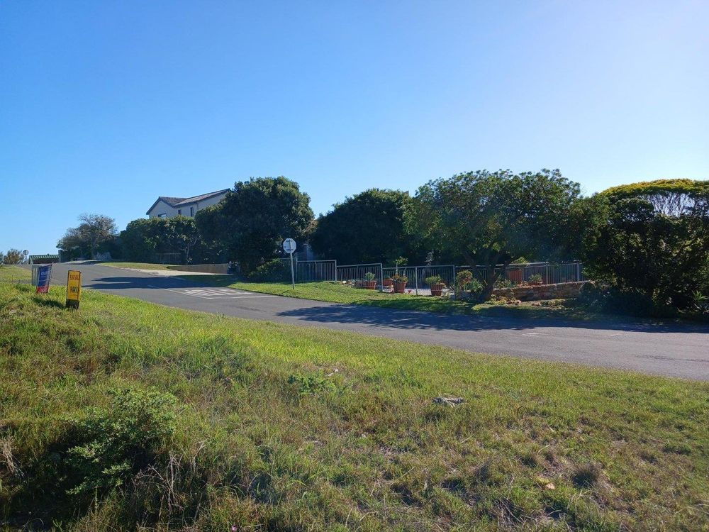 Houses across the Street - in the direction of Gansbaai.