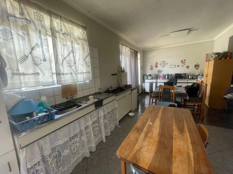 FOR SALE HOUSE IN ACADEMIA - Photo 10