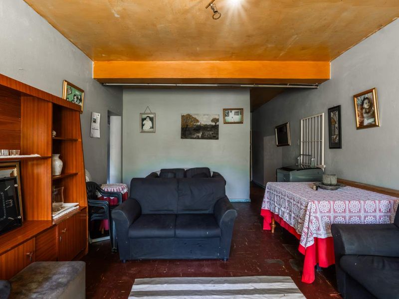 3 Bedroom Apartment - Photo 7