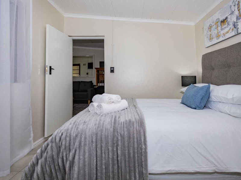 Urban Oaks Guest House - Photo 5