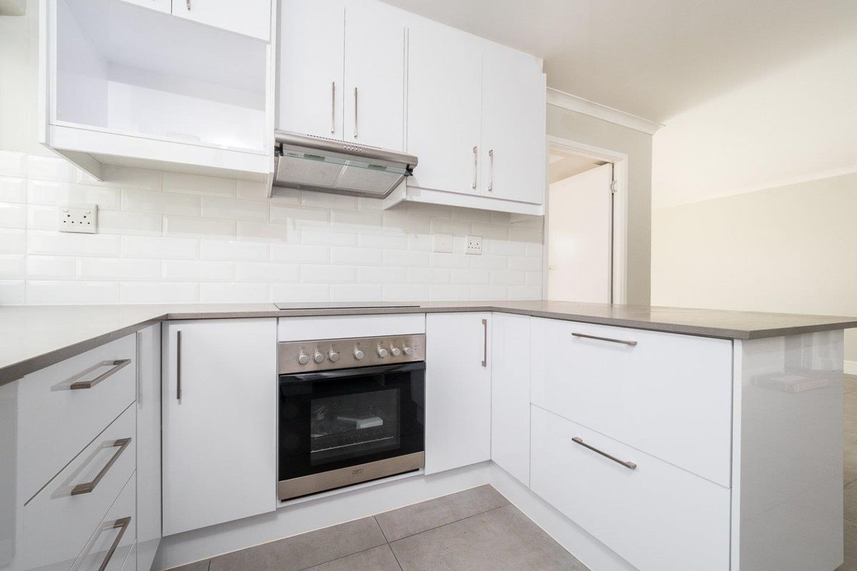 North-Facing 2-Bedroom Apartment with Mountain Views at Madison Place - Photo 5