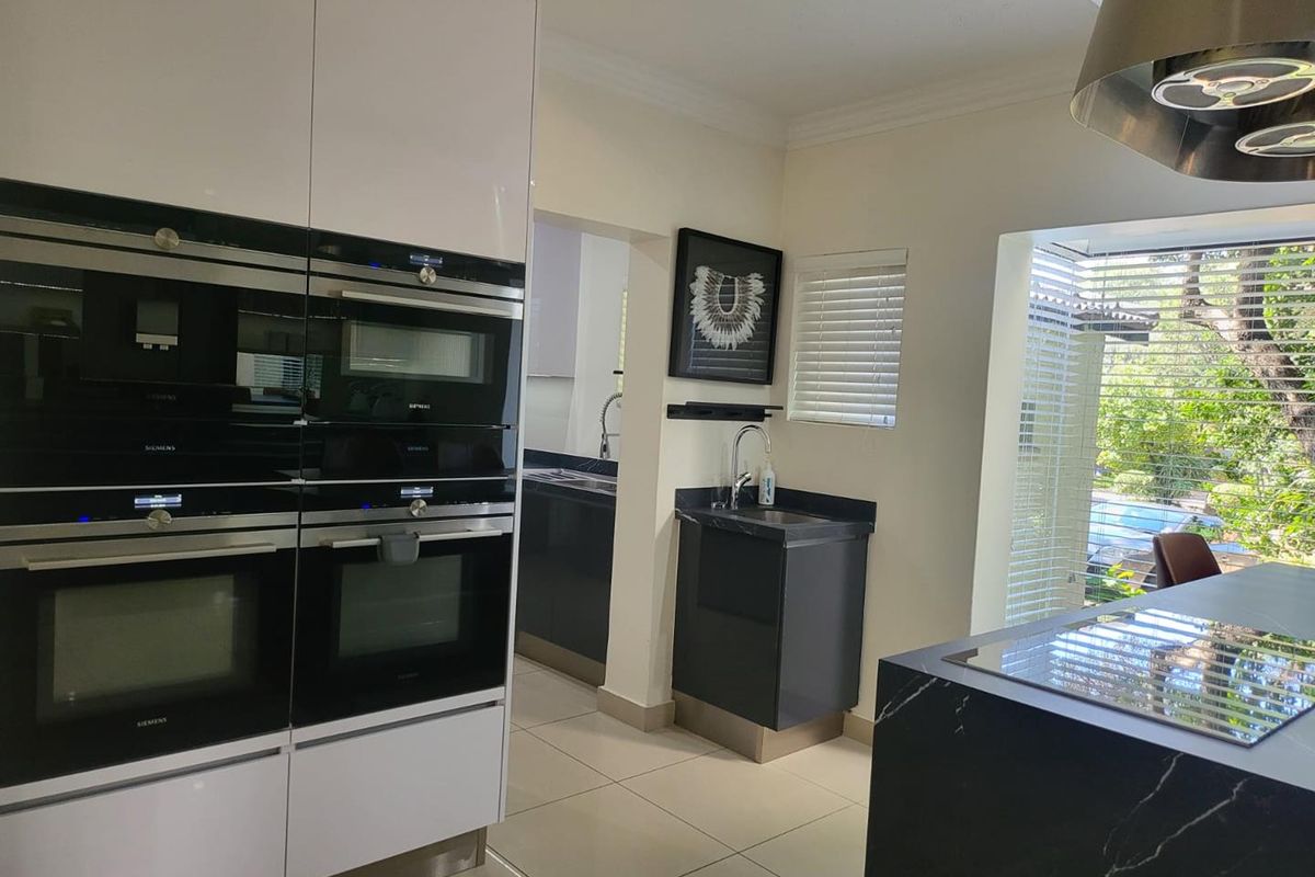 4 Bedroom House to Rent In North Riding - Photo 5