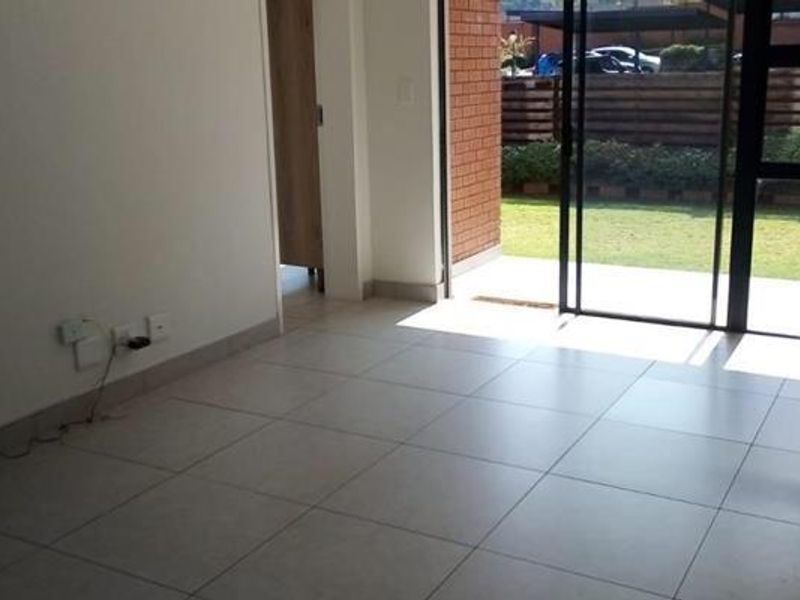 Large Garden Apartment For Sale in Modderfontein - Photo 3