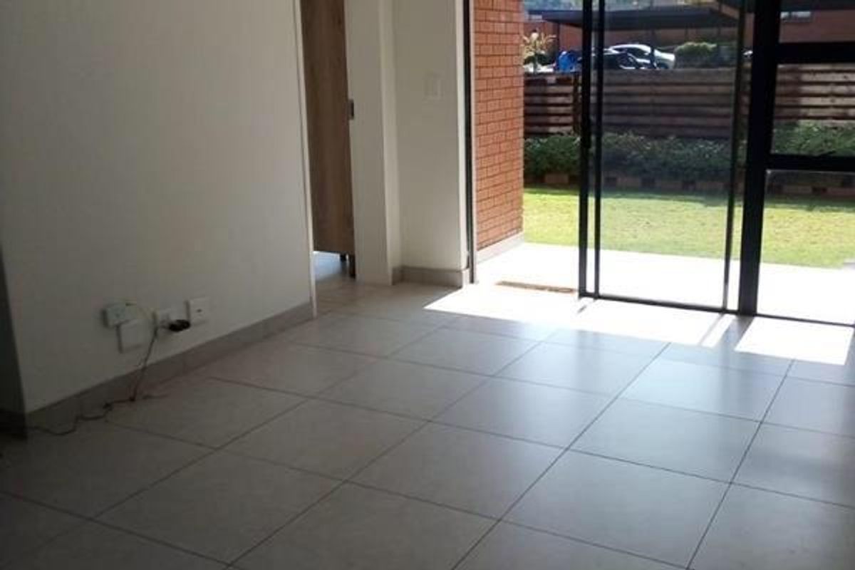 Large Garden Apartment For Sale in Modderfontein - Photo 3