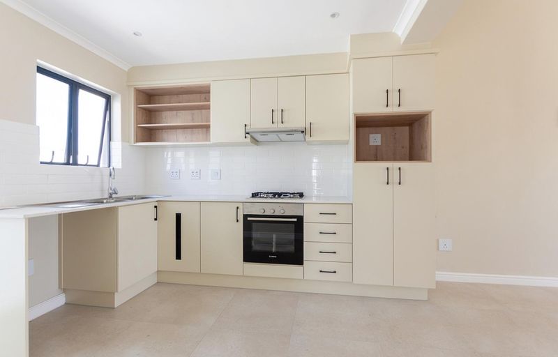 Brand-new 2-bedroom home in Villa Del Mare, Langebaan.