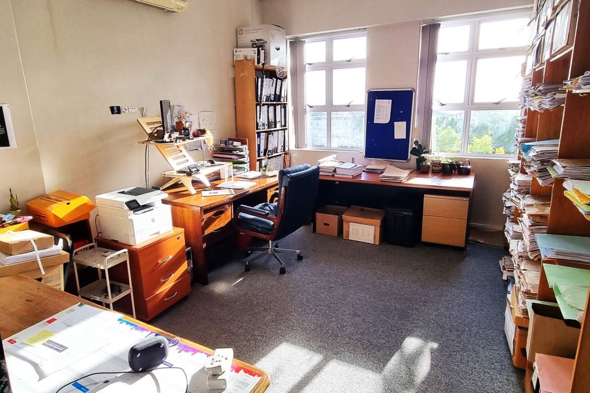First Floor Office in Westlake Square - Photo 4
