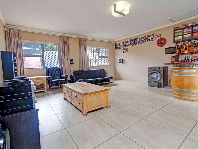 Spacious Family Living: Your Perfect Home is Here - Photo 4