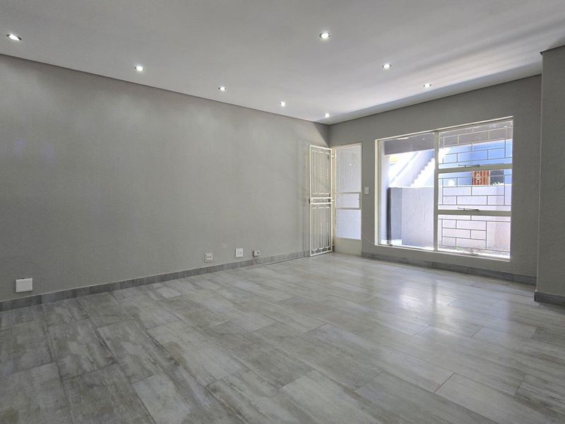 2 Bedroom Townhouse for Rent New Redruth Alberton - Photo 6