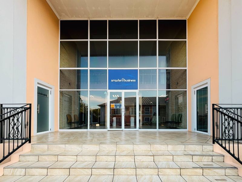 Prime Mixed-Use Commercial Property for Sale in Hilton | 1,640m2 Landmark Investment Opportunity - Photo 4