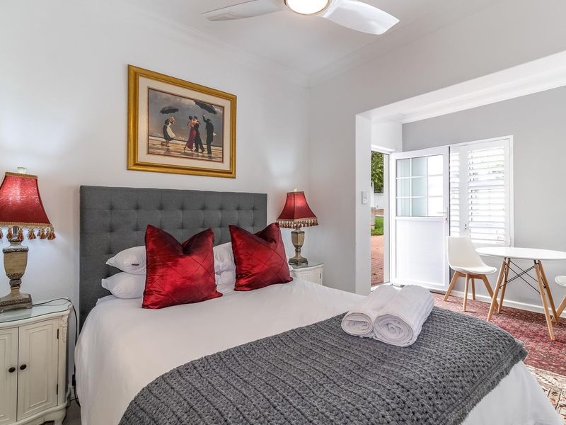Bachelor's flat in Eden - Photo 7
