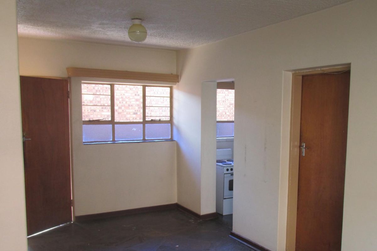 1 BEDROOM FLAT TO RENT IN PRETORIA WEST - Photo 3