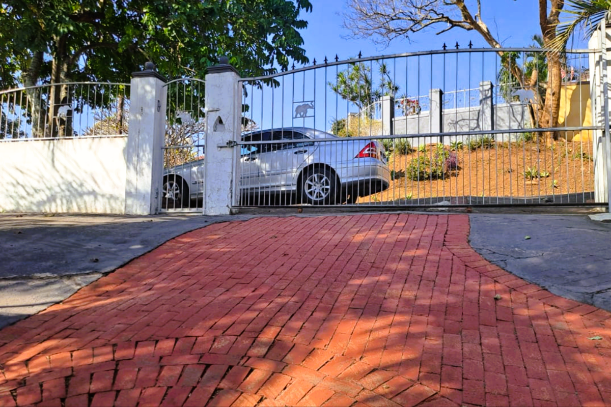 Beautiful Family Home Verulam - Photo 5
