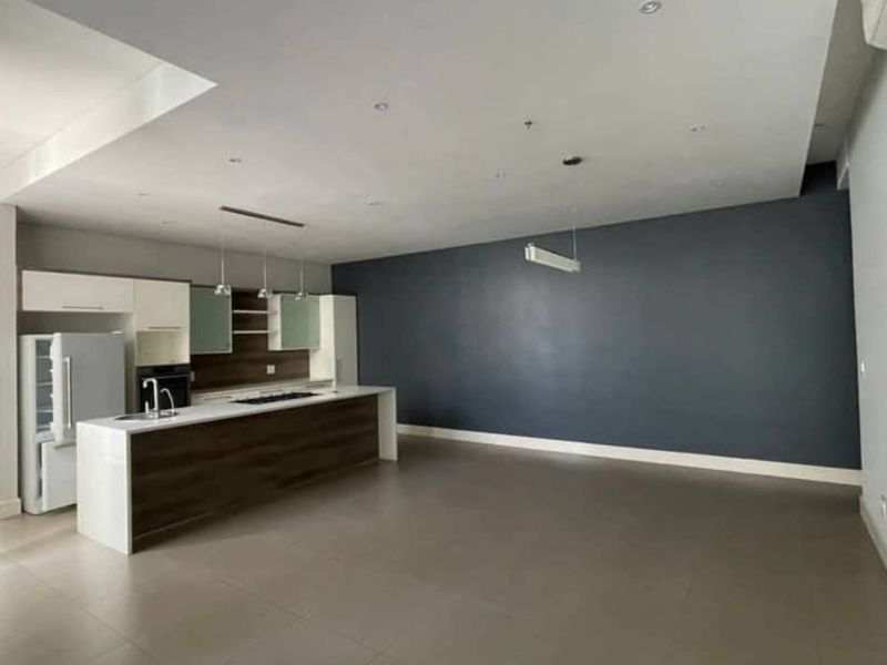 Upmarket Town House - Very Secure/ Gated Estate - Photo 2