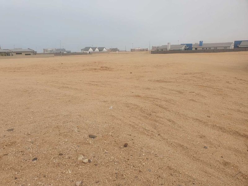 Huge price drop...plans available for a retirement village! - Photo 3