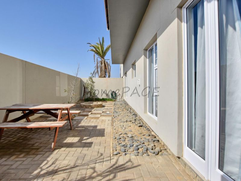 Central, Swakopmund:  GROUND FLOOR Unit in Heueschneider Platz for Sale - Photo 3