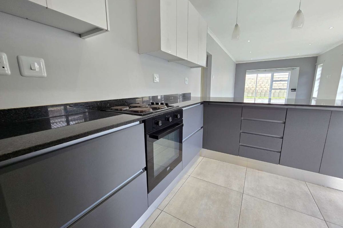 Spacious 118 m2 Family Home in Lovely Lovemore Park - Photo 4