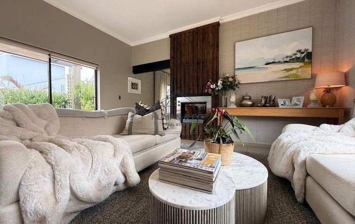 Property #2466872, House For Sale in Meersig