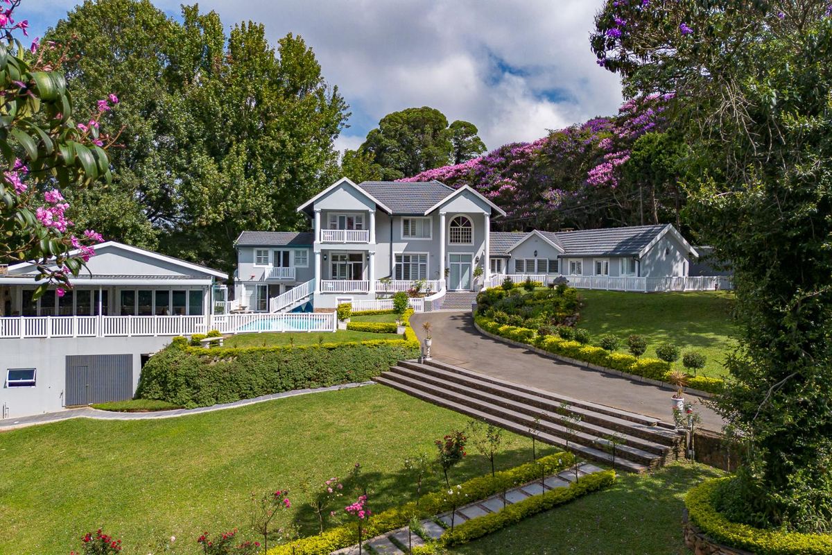LUXURY MANSION FOR SALE IN EVERTON HC - Photo 3