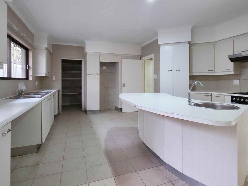 EXCEPTIONAL SANDTON LIVING – NEWLY UPGRADED SIMPLEX CLUSTER WITH GARDEN - Photo 10