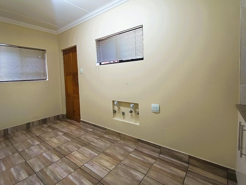 Elegant Double-Storey Townhouse with Space, Style and Sustainability - Photo 6