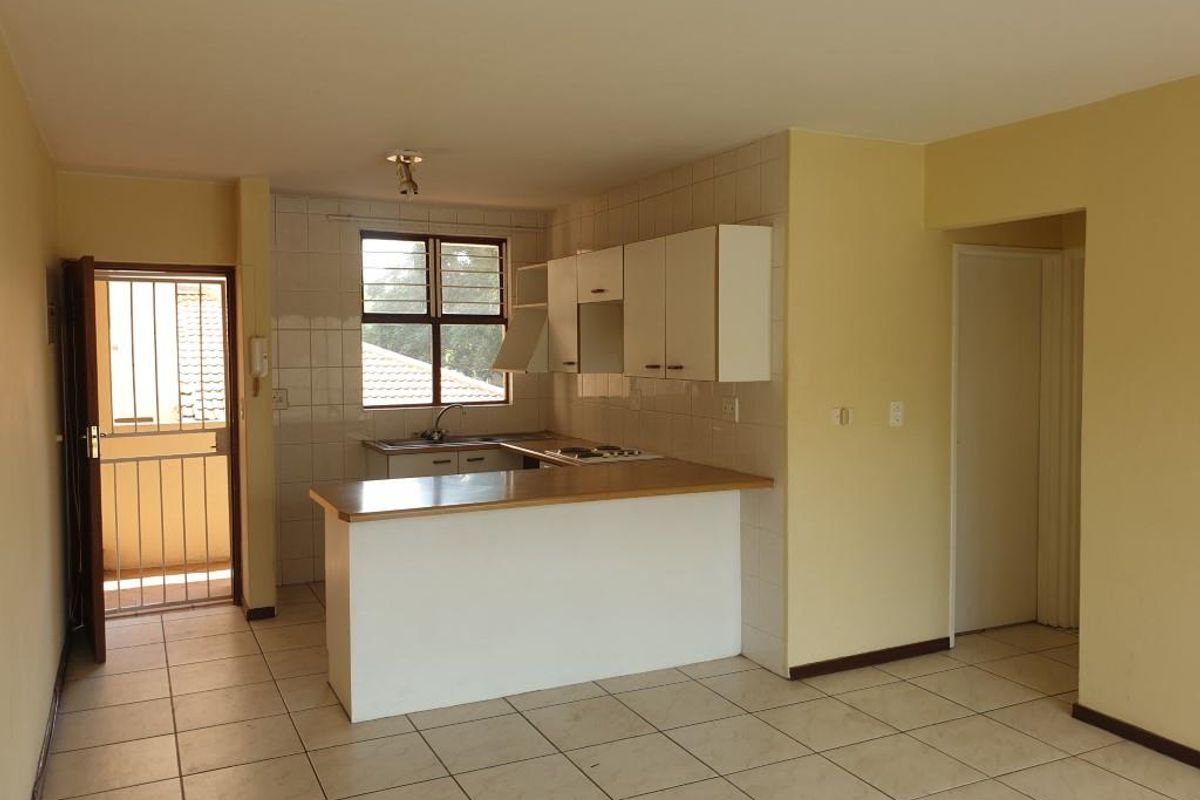 2 BEDROOM APARTMENT FOR SALE IN FERNDALE - Photo 2