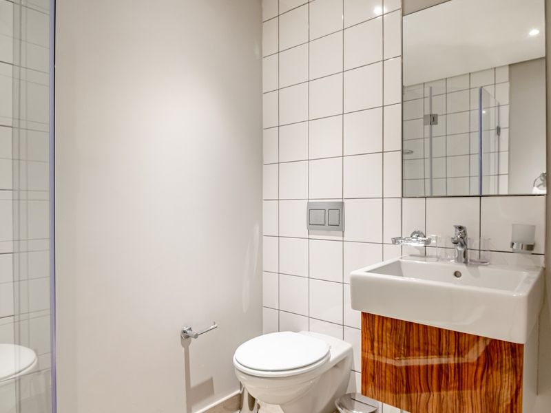 Mini Studio Apartment - Photo 5