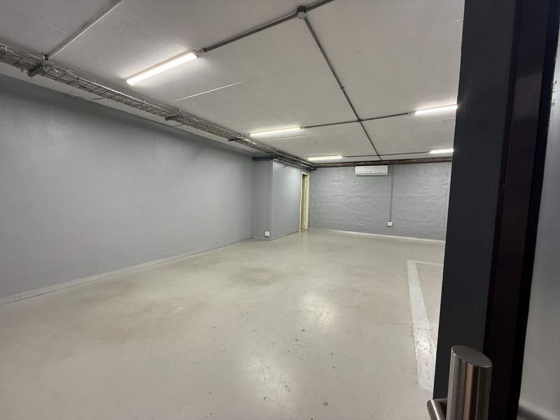 Office Space To Let - Immediately Available - Photo 6