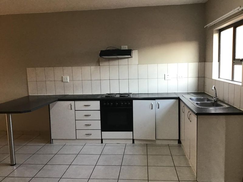 Rocky Crest, Adonai Court - Photo 3