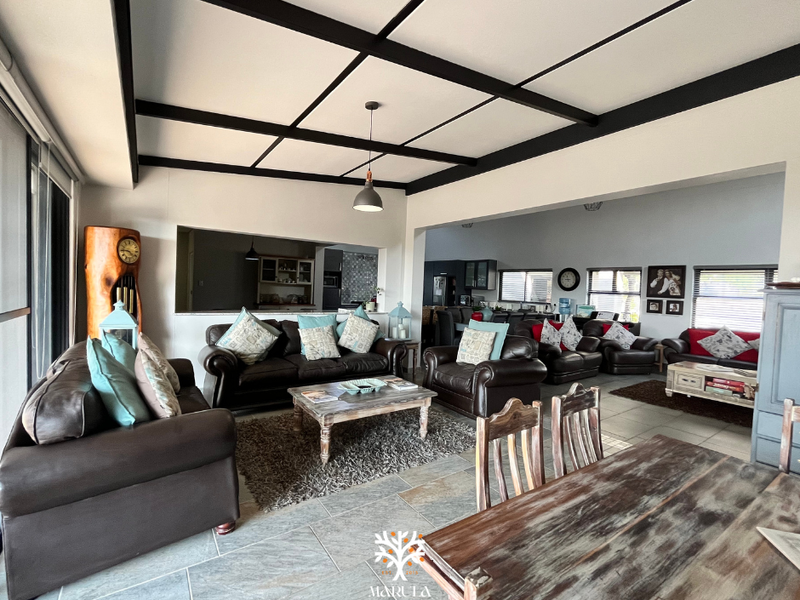 Exclusive Joint Mandate – Family Home For Sale | Omeya Golf Estate - Photo 2