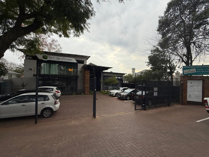 141 Jan Smuts – Ground Floor Stunning Creative Space to Let - Photo 2