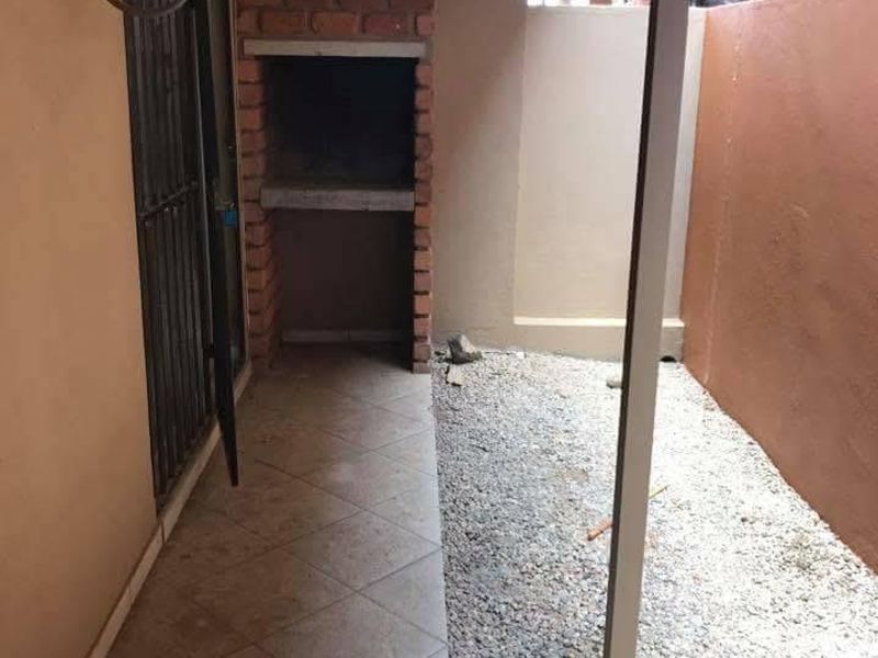 Neat 2 bedroom ground floor unit for sale in Otjomuise - Photo 6