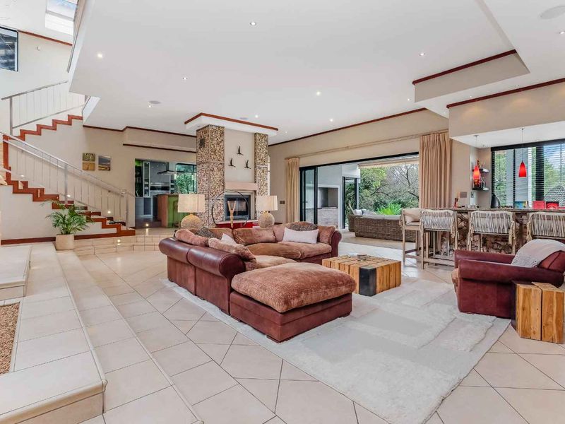 EXECUTIVE FURNISHED HOME - Photo 4