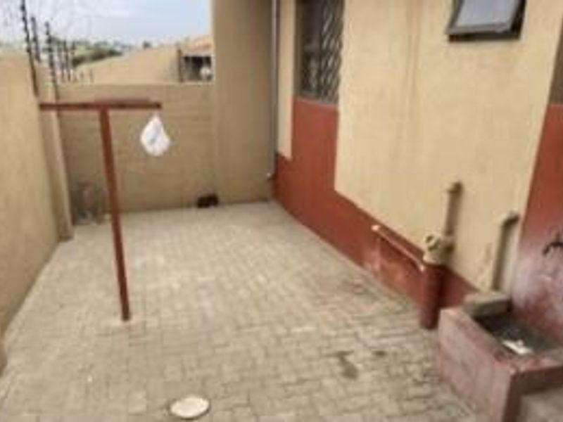 Wanaheda ground flour apartment with courtyard. - Photo 6