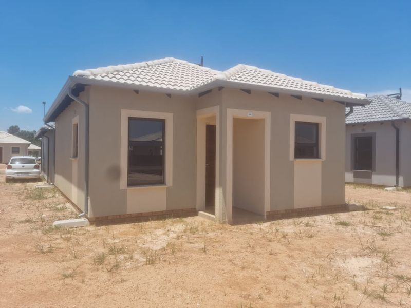 New Modder R 679 025!- New 2 bed ,1 bath - Photo 3