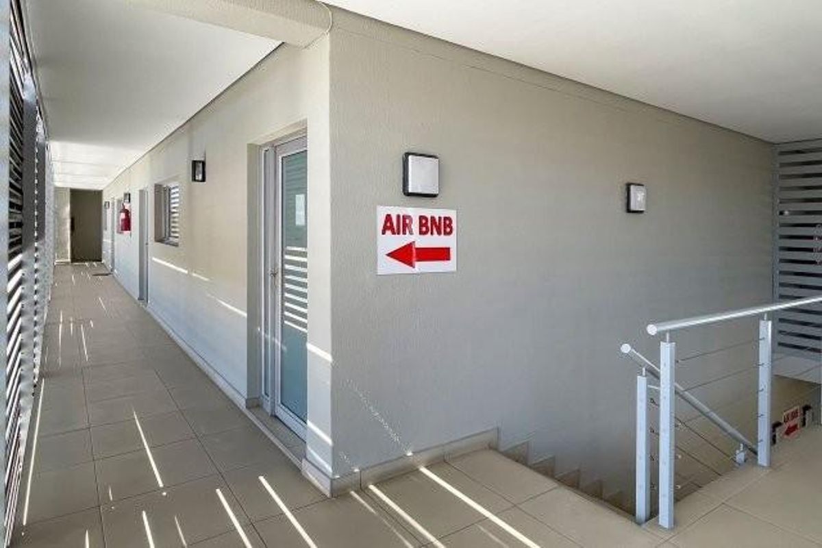 A GRADE OFFICES TO LET - BEST LOCATION - KLEIN WINDHOEK - Photo 4