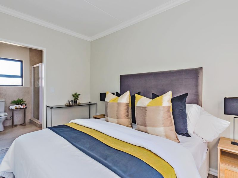 Modern Living with Unmatched Security: Parks Apartments in Honeyde - Photo 10