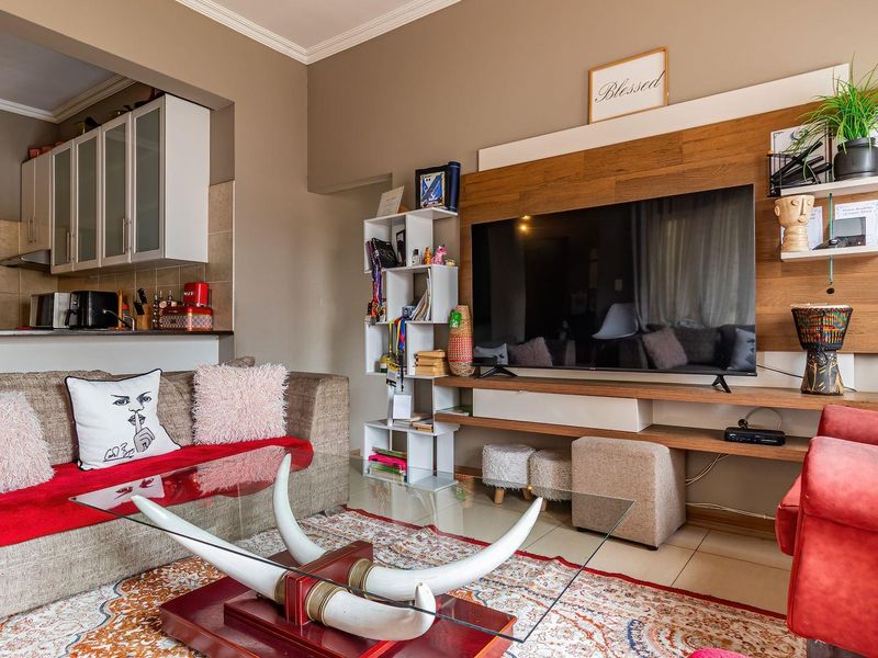 Spacious, Stylish & Designed for Living – Your Dream Home Awaits - Photo 9