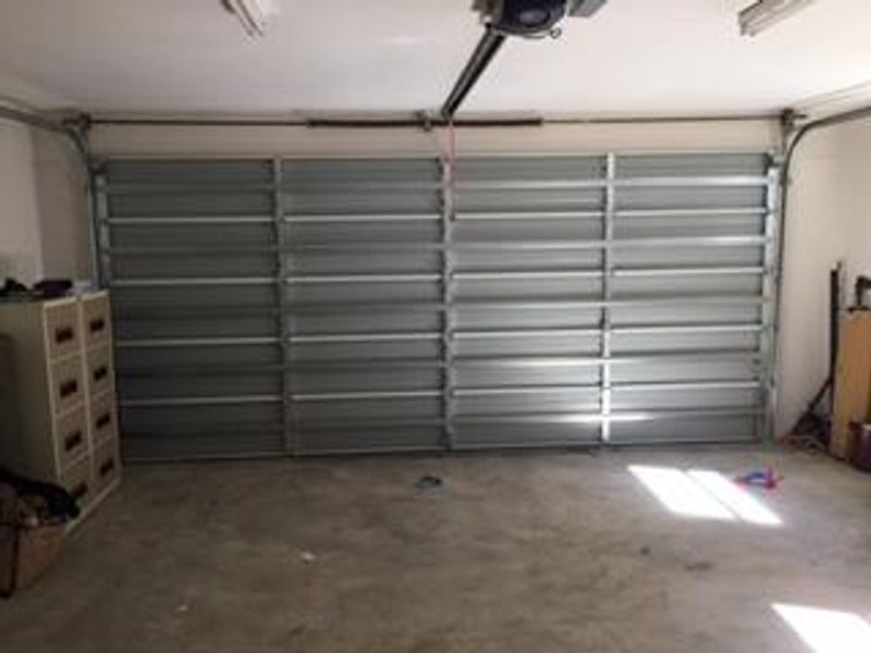 3 Bedroom Townhouse - Photo 8