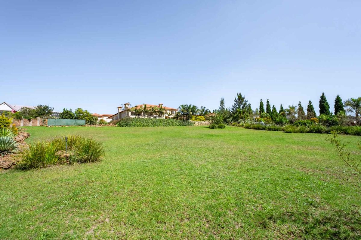 Timeless elegance Home for Sale - Photo 2