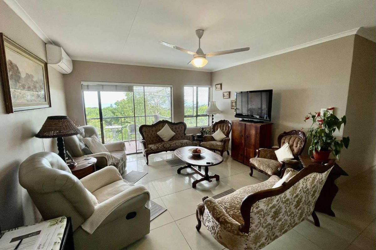 Immaculate 3 Bedroom Apartment in Ballito Cental - Photo 3